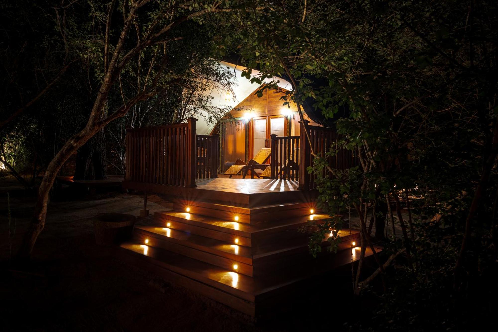 Hotel King Reach Yala Wild Tissamaharama Exterior foto